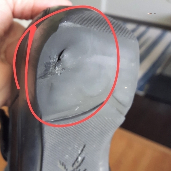 LEATHER Dromedaris Mary Jane Style Shoes. Black Velcro Closure Size 36 (6-6.5) - Picture 6 of 12